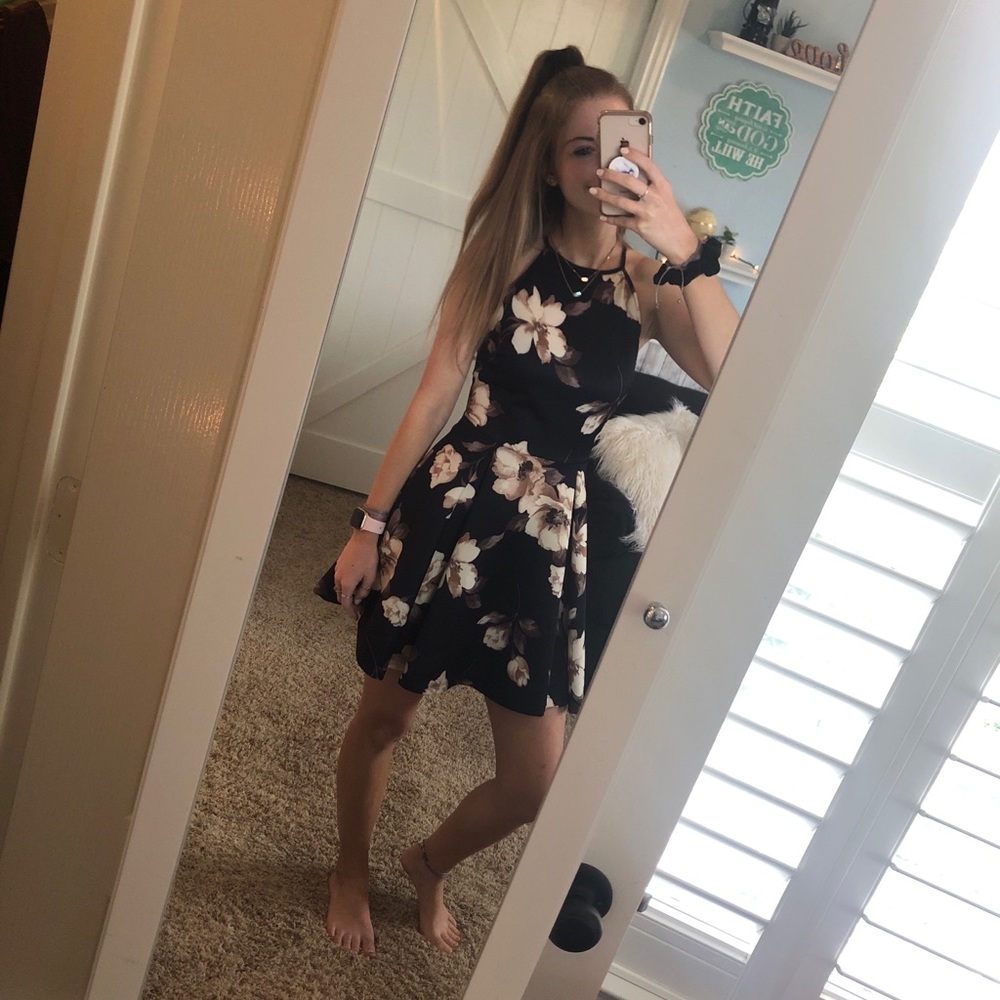 Gorgeous homecoming/formal dress!